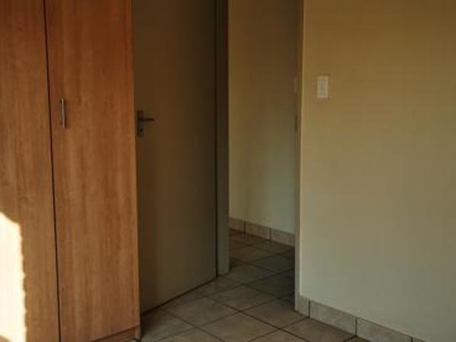 Apartment for rent in Waterkloof, Gauteng