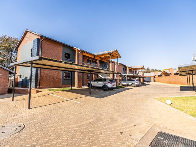 Apartment for sale in Waterkloof, Gauteng