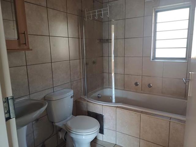 Apartment for rent in Waterkloof, Gauteng