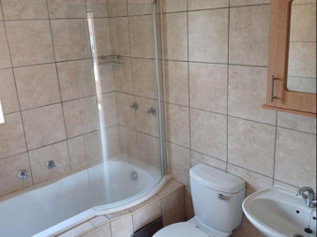 Apartment for rent in Waterkloof, Gauteng