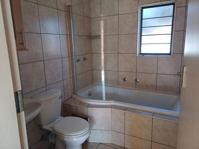 Apartment for rent in Waterkloof, Gauteng