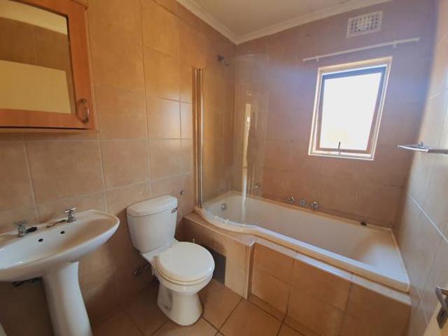 Apartment for rent in 57 Waterberg, Lephalale Local Municipality