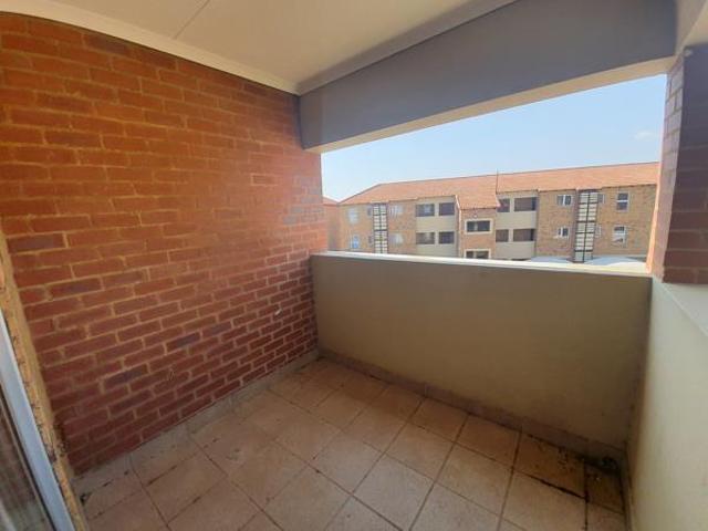 Apartment for rent in 57 Waterberg, Lephalale Local Municipality