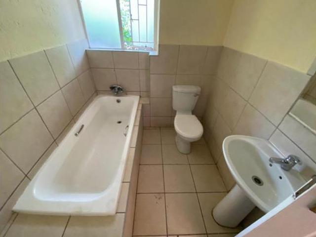 Apartment for sale in Tlhabane, North West