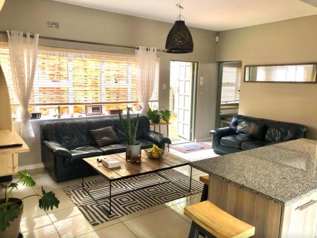 Apartment for sale in Cape Town, Western Cape