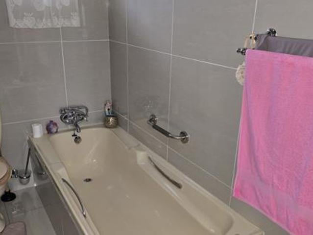 Apartment for sale in Dr Kenneth Kaunda, North West