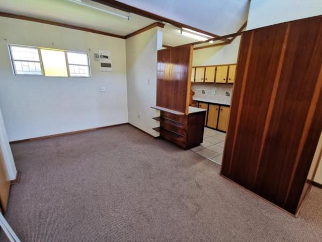 Apartment for sale in Dr Kenneth Kaunda, North West