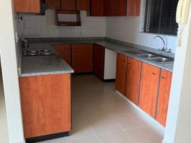 Apartment for rent in Seaview, Kwazulu-natal