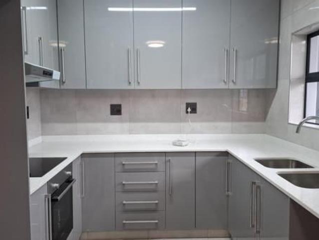 Apartment for rent in Seaview, Kwazulu-natal