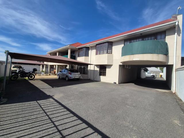 Apartment for sale in Onverwacht, Western Cape