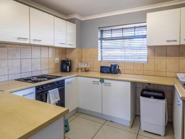 Apartment for sale in Bergsig, Durbanville