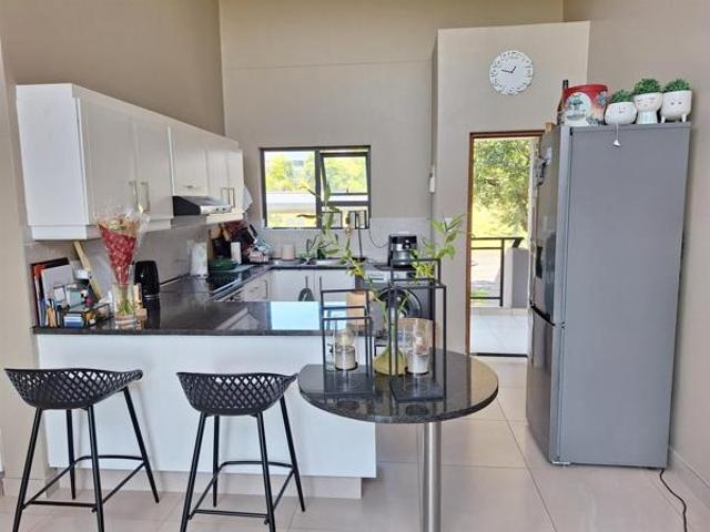 Apartment for sale in Princess Grant, Kwazulu-natal
