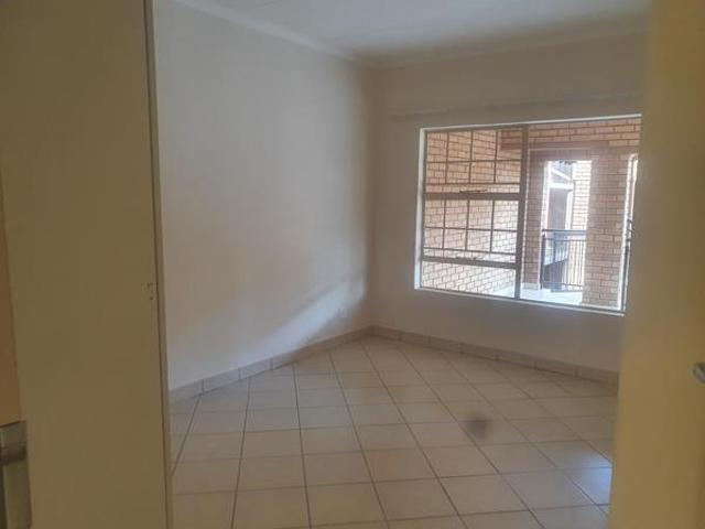 Apartment for rent in Waterkloof, Gauteng