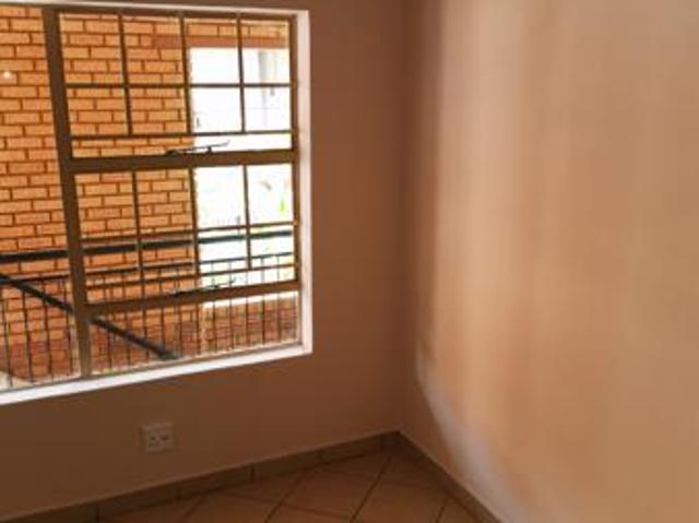 Apartment for rent in Waterkloof, Gauteng