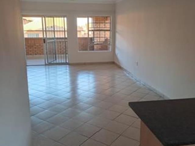 Apartment for rent in Waterkloof, Gauteng