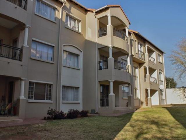Apartment for rent in Waterkloof, Gauteng