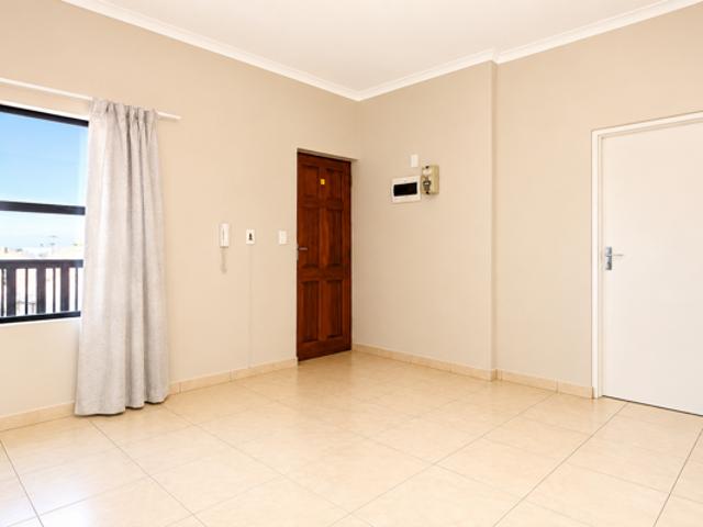 Apartment for sale in Cape Town, Western Cape