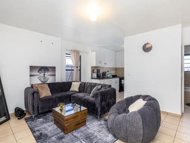 Apartment for sale in Cape Town, Western Cape