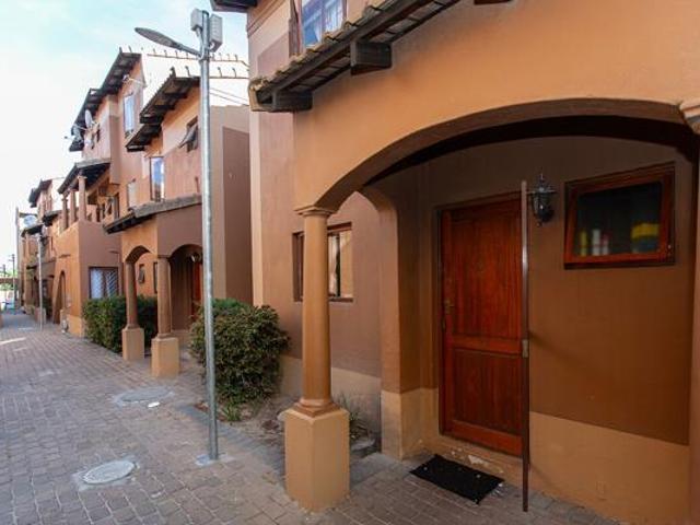 Apartment for sale in Cape Town, Western Cape