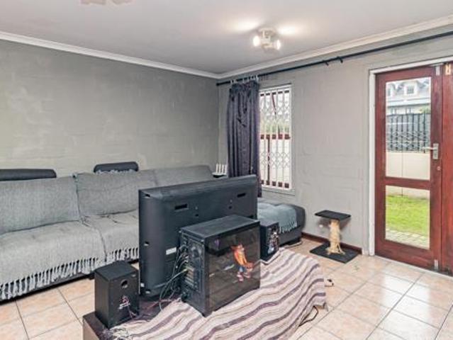 Apartment for sale in Cape Town, Western Cape