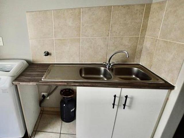 Apartment for sale in Cape Town, City of Cape Town
