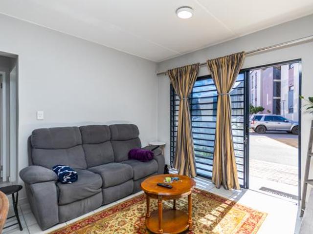 Apartment for sale in Cape Town, Western Cape