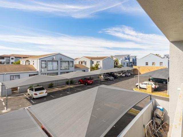 Apartment for sale in Cape Town, Western Cape