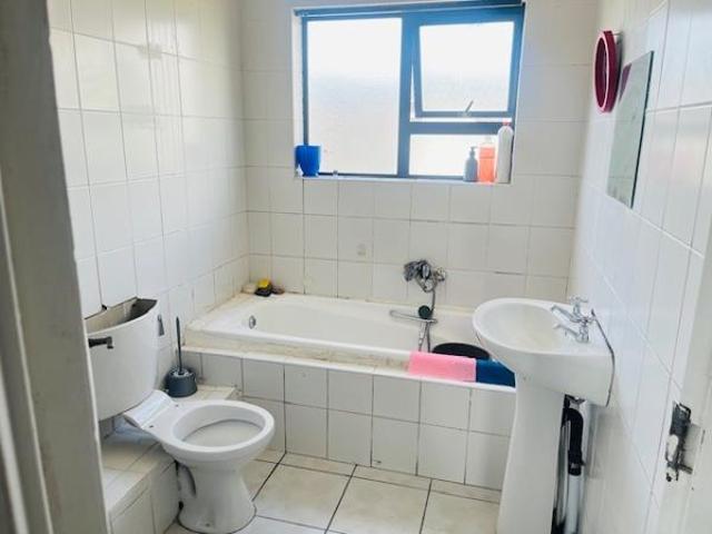 Apartment for sale in Cape Town, Western Cape