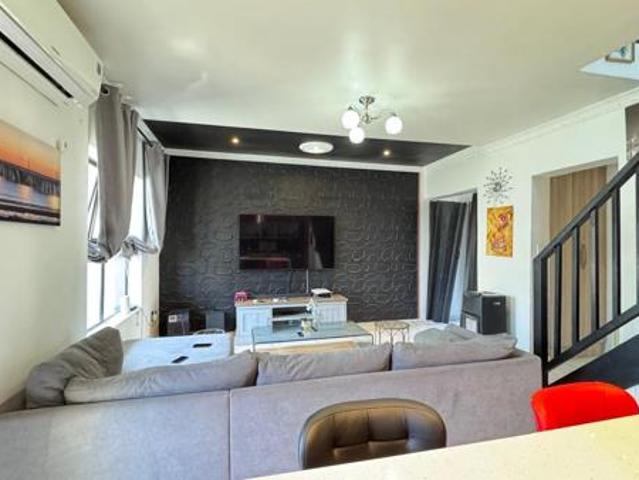 Apartment for sale in Cape Town, Western Cape