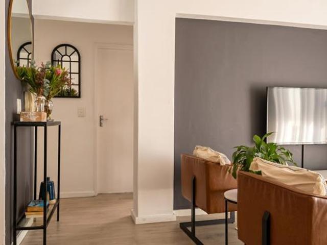 Apartment for sale in Cape Town, Western Cape