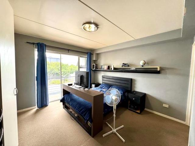 Apartment for sale in Cape Town, Western Cape