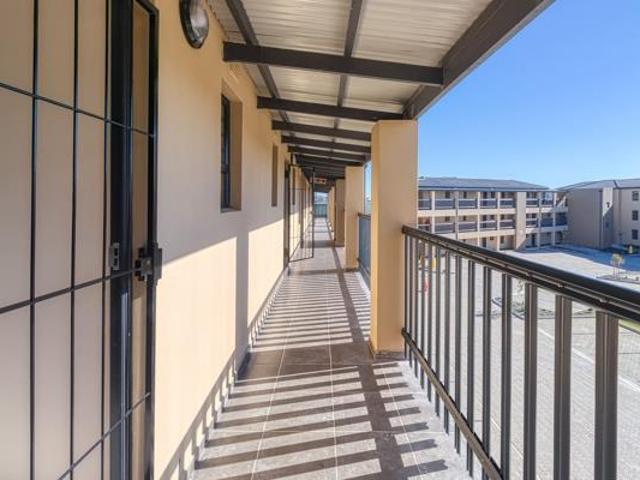 Apartment for sale in Cape Town, Western Cape