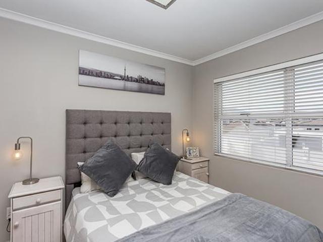 Apartment for sale in Cape Town, Western Cape