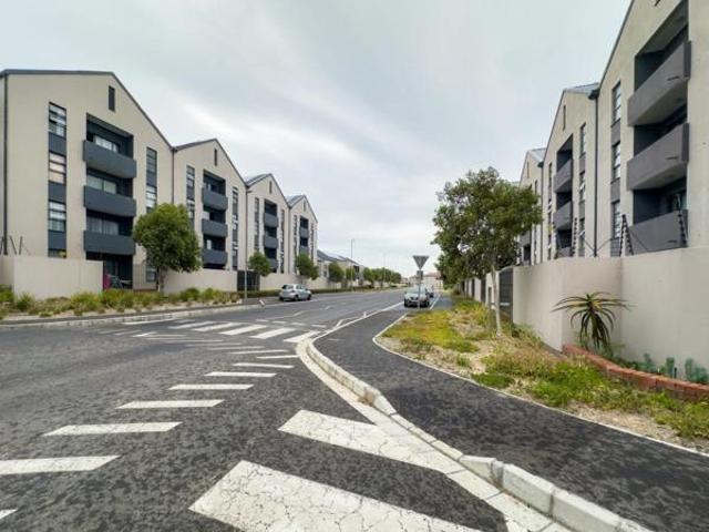 Apartment for sale in Cape Town, Western Cape