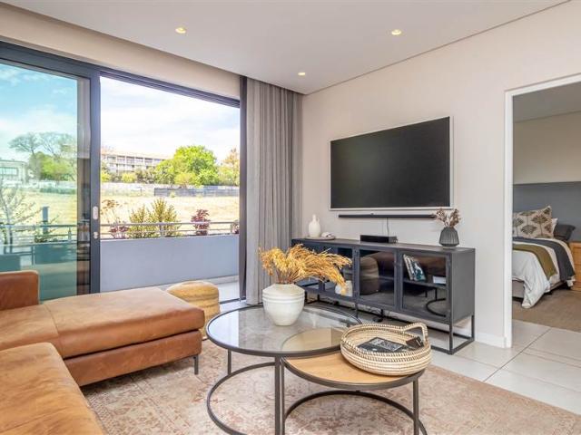 Apartment for sale in Johannesburg, North & Sandton
