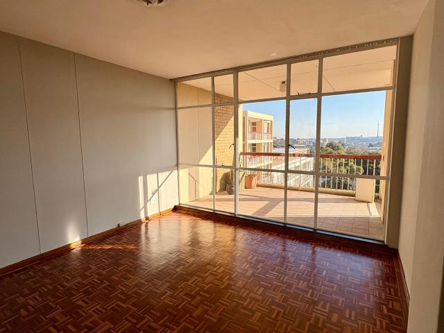 Apartment for sale in Vosloorus, Gauteng