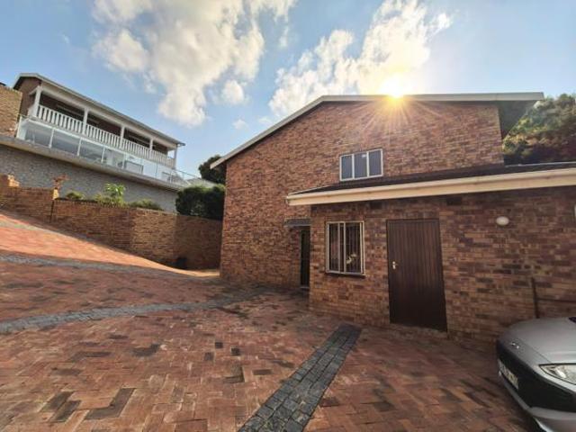 Apartment for rent in Seaview, Kwazulu-natal