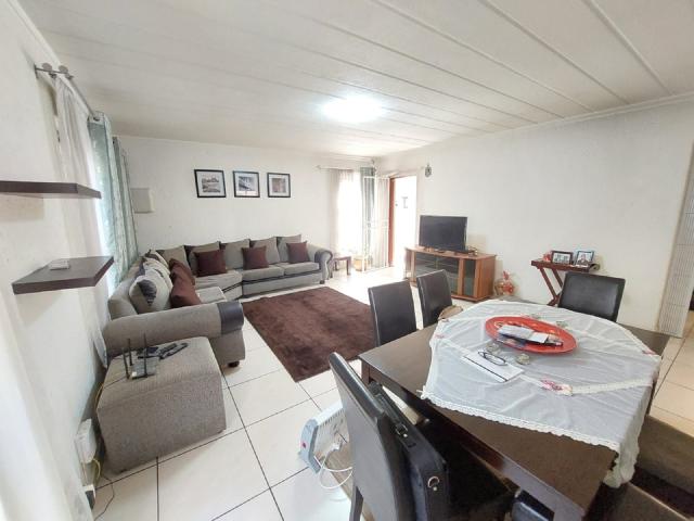 Apartment for rent in Sandton, City of Johannesburg Metropolitan Municipality