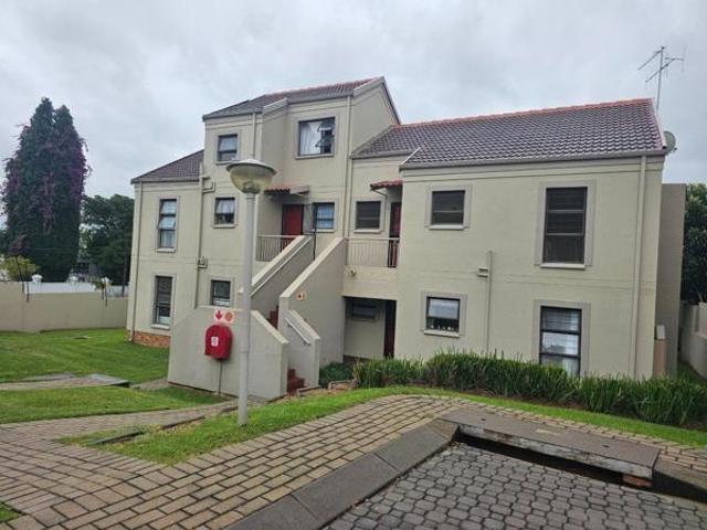 Apartment for rent in Paulshof, Alexandra