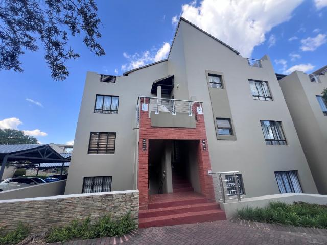 Apartment for sale in Sandton, City of Johannesburg Metropolitan Municipality