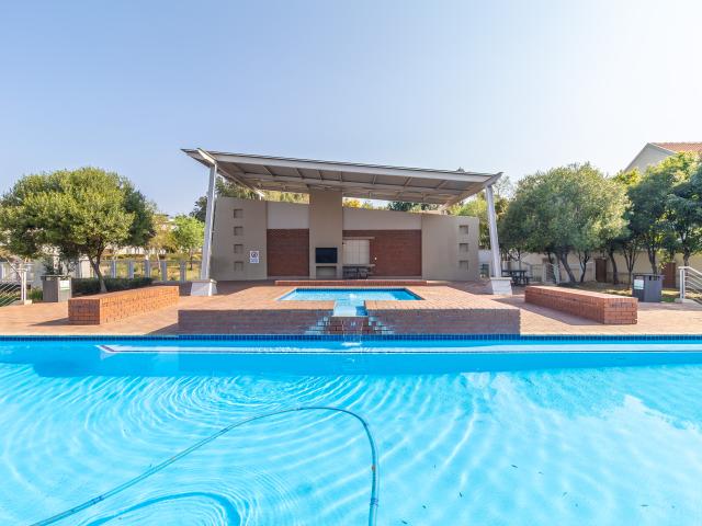 Apartment for sale in Alexandra, Gauteng