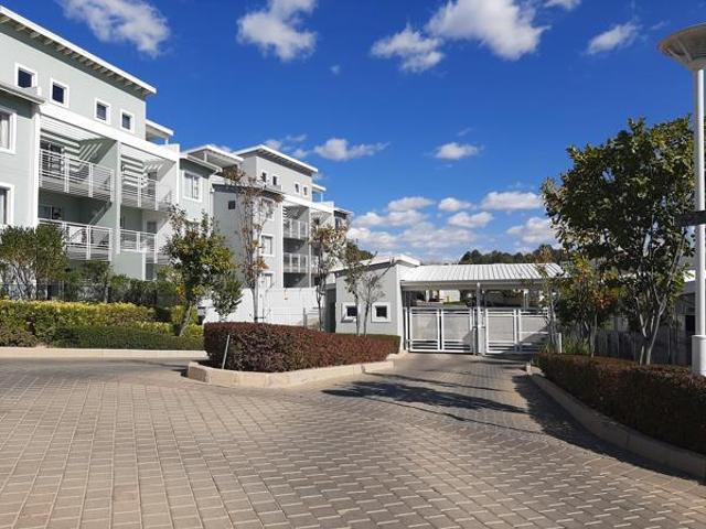 Apartment for rent in Paulshof, Alexandra