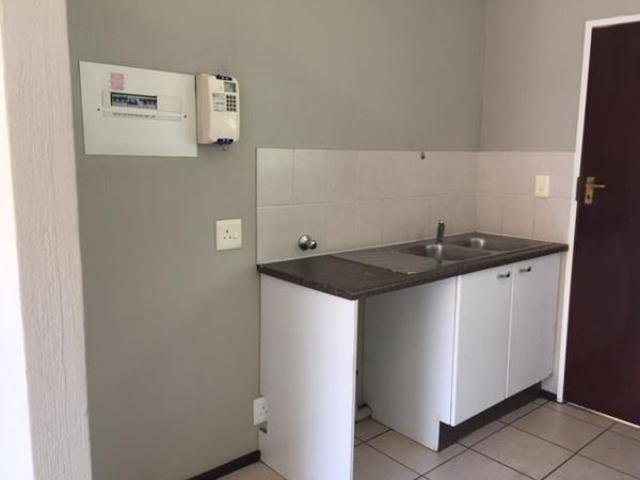 Apartment for rent in Vosloorus, Gauteng