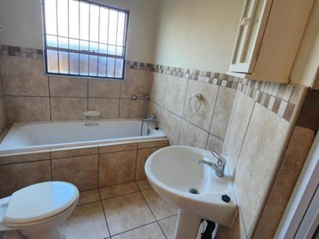 Apartment for sale in Bloemfontein, Free State