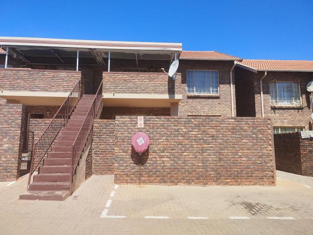 Apartment for sale in Waterkloof, Gauteng