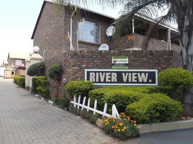 Apartment for rent in Waterkloof, Gauteng