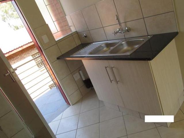 Apartment for rent in Waterkloof, Gauteng