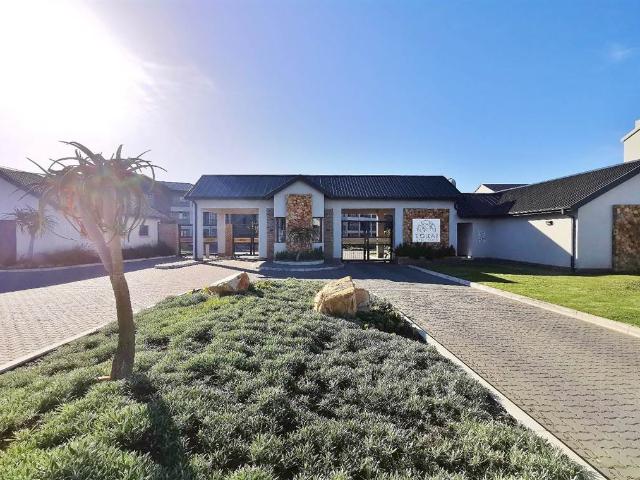 Apartment for sale in Port Elizabeth, Eastern Cape