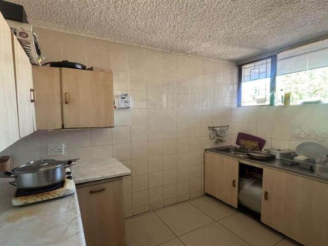 Apartment for sale in Seaview, Kwazulu-natal