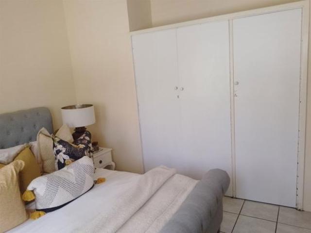 Apartment for rent in Seaview, Kwazulu-natal
